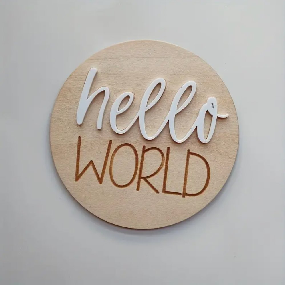 Дерев’яна табличка «Hello World» 🌎